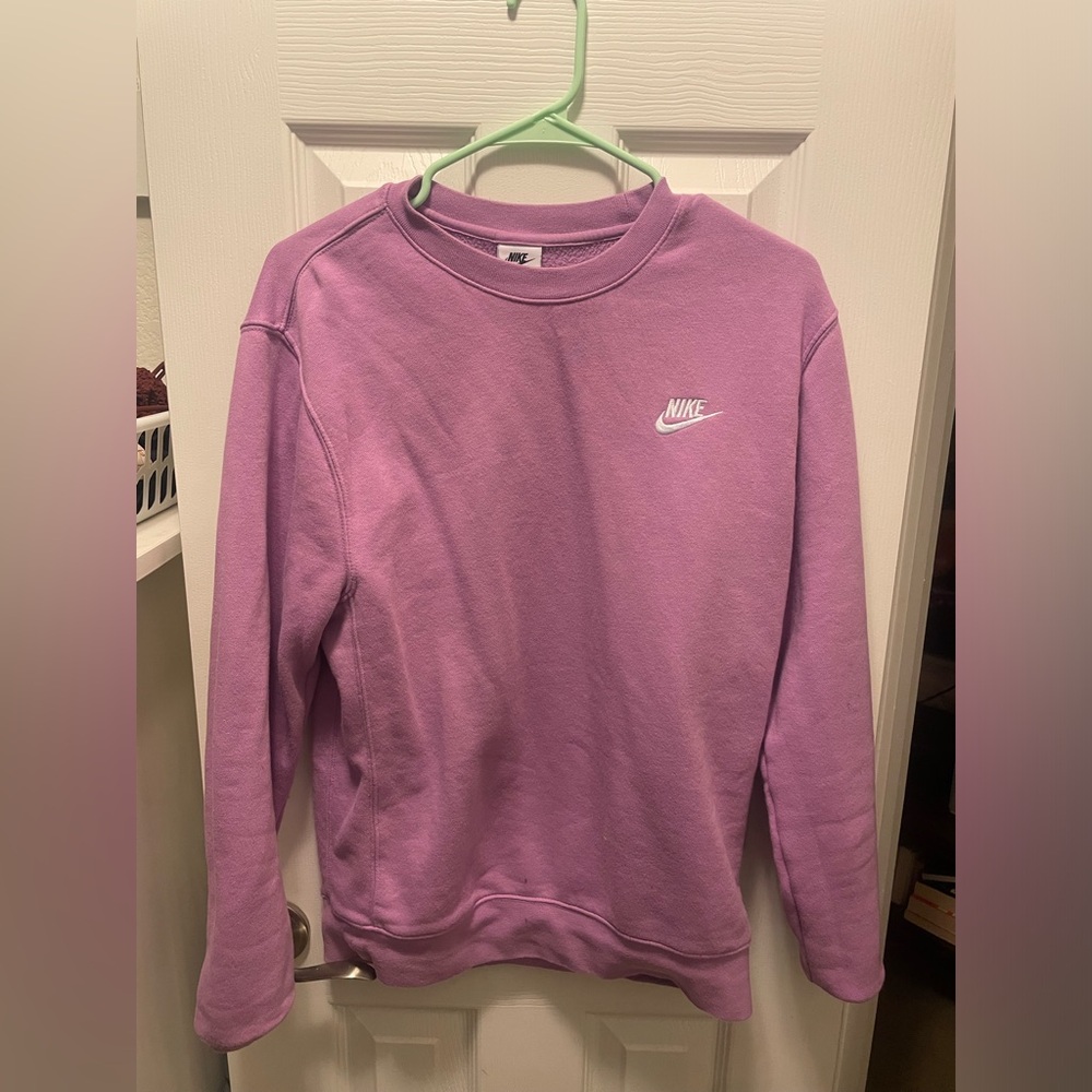 Purple Nike crew neck 
-size small